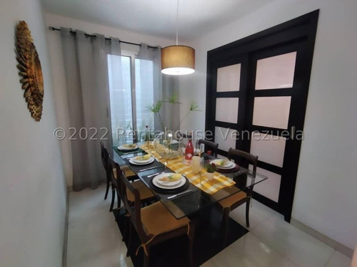 Imagen 5 de 16 de Leida Falcon Rentahouse Vende Casa En Mañongo Naguanagua 22-25273 Lf