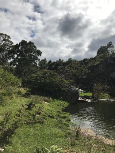 Terreno - La Falda, Córdoba, Argentina.