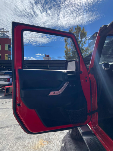 Jeep Wrangler 3.6 Unlimited Sahara V6 4x4 At
