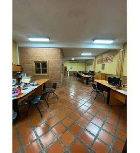 Imagen 2 de 16 de Iris Hernandez. Vende Galpon (12600/10000m2). Complejo Ind. El Nepe. Ciiudad Alianza. Guacara. Codigo 426220. ( Solo Para Clientes )