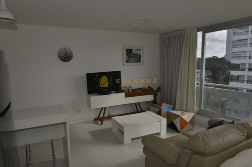 Apartamento Con Excelentes Servicios-ref:3179