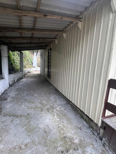 Casa No Bairro Maria Céu