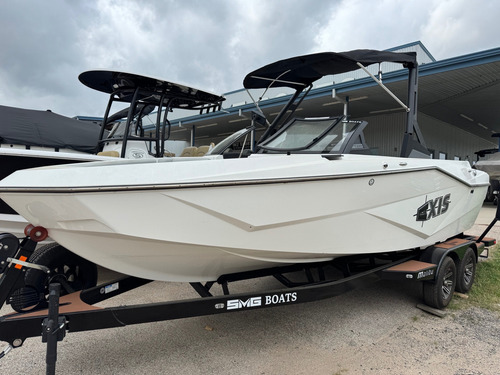 Lancha Axis T220 R Demo Color Blanca 20 Hrs