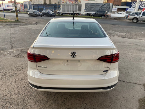 Imagen 5 de 14 de Volkswagen Virtus Trendline 1.6 Msi Vehiculosdeloeste