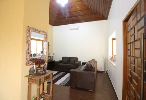 Sobrado - Ref: 6827