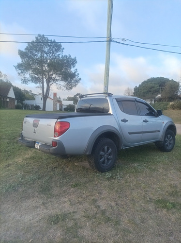 Mitsubishi L200 2.4 Di-d High Power 181cv Cuero