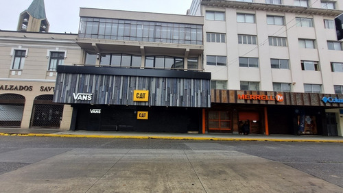 Edificio Comercial En Pleno Centro De Valdivia