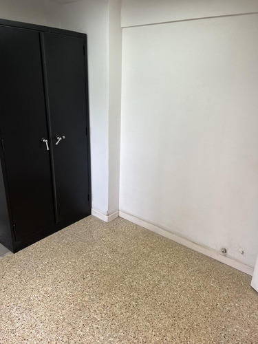 Imagen 22 de 26 de Vicente López-av. Maipú 1600 Venta 5 Amb. 115 M2 Cfte. Apto Prof. (ideal Consultorio)