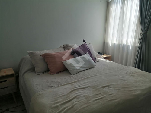 Departamento En Venta De 3 Dorm. En Cerrillos