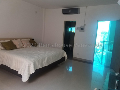 Imagen 21 de 27 de Casa Townhouse Remodelada En Venta La Morita Estef 22-24232