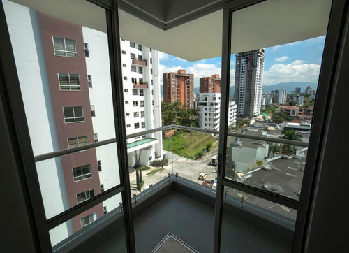 Imagen 19 de 28 de Venta Penthouse En La Julita Pereira