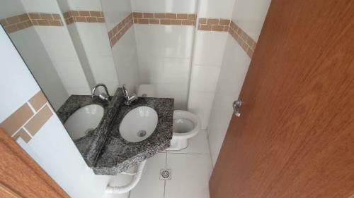 Imagem 2 de 14 de Apartamento 200m Do Mar, Praia Grande- Vila Caiçara. 8800