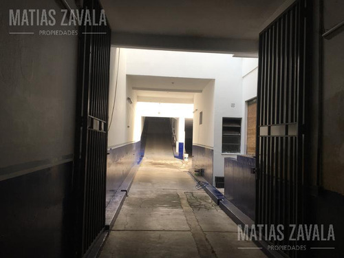 Magnifico Galpón S/ Av Caseros, Foco Comercial - P. Patricios - Única Prop En Venta En La Zona