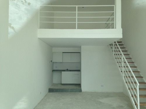 Venta Local Edificio Agora Ii -pilar