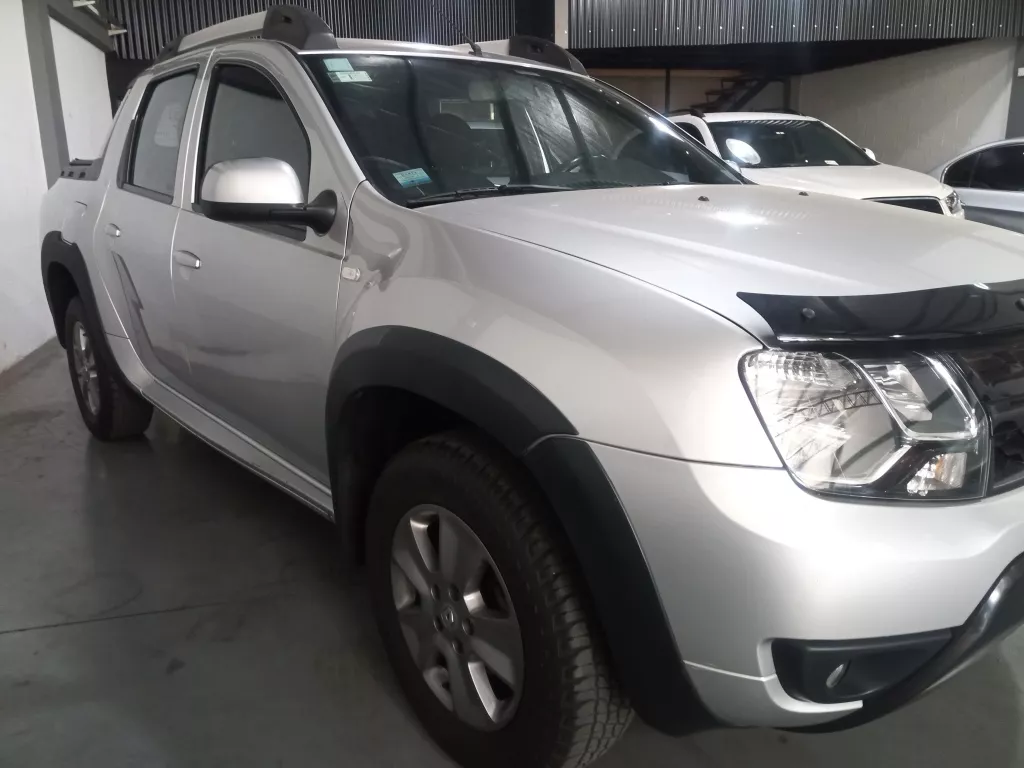 Renault Duster Oroch 2.0 Privilege