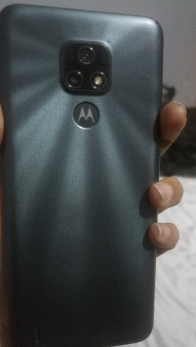 Celular Moto E7 Color Verde Dual Sin 32 Gb (Usado)