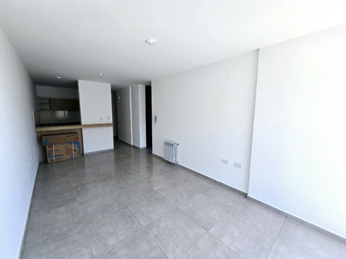Venta: Departamento - 2 Dormitorios 2 Baños - Centro - Pileta Y Cochera - Villa Carlos Paz