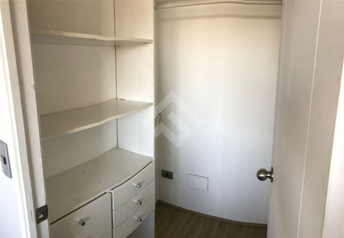 Departamento En Venta De 1 Dorm. En Maipú
