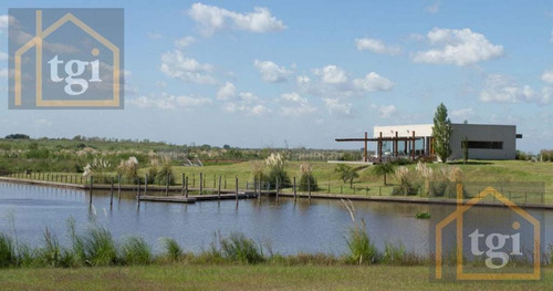 Lote A La Laguna Con Amarra En Venta En El Cazal - Lote 228