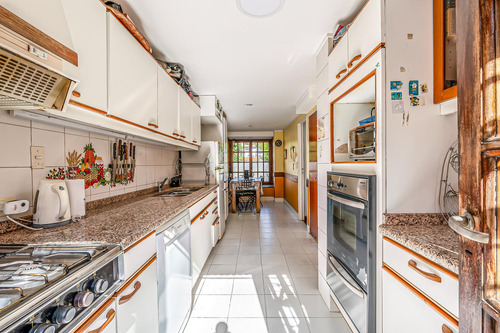 Triplex - Venta - 6 Amb - Suite - Patio - Cocheras - Coghlan