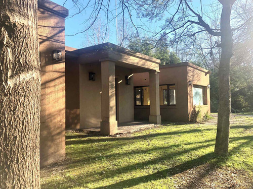Imagen 2 de 30 de Venta Casa 4 Amb / 3 Dorm / 3 Baños / Lote 1800 M2