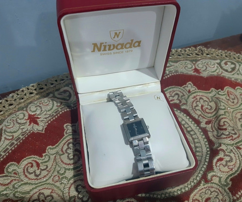 Reloj Nivada Stainless Steel Back 