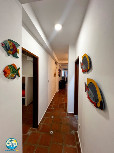 Apartamento En Venta De 3 Habitaciones En Res. La Corina