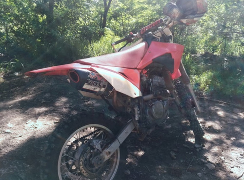 Imagem 1 de 4 de Honda Nx 350 Trilha