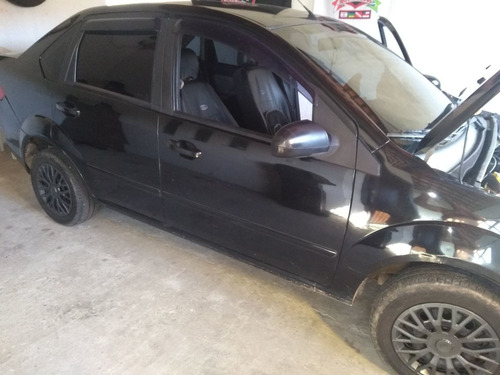 Imagem 7 de 8 de Ford Fiesta 2008 1.0 Flex First 5p