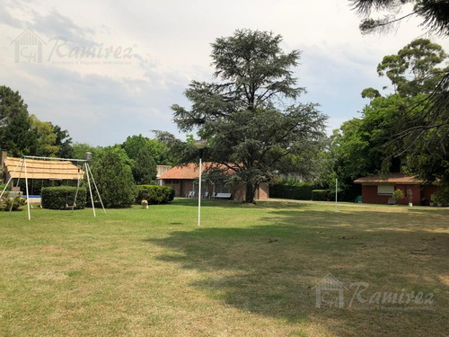 Casa Quinta En Venta 3000m2 - Francisco Alvarez, Moreno