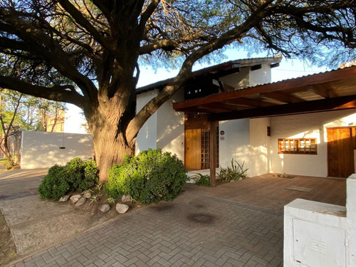 Imagen 3 de 10 de Gran Oportunidad - Villa Belgrano Casa 4/5 Dormitorios