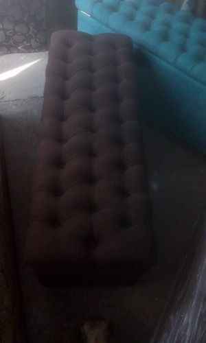 Imagen 6 de 10 de Taburete De Madera Tapizado, Tipo Baúl