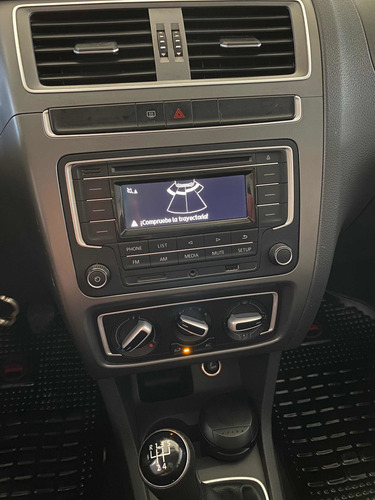 Volkswagen Suran 1.6 Trendline 2016