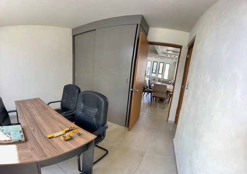 Casa En Fraccionamiento Con Alberca Y Seguridad