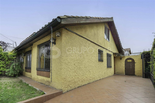 Casa En Venta De 3 Dorm. Trinidad/avda. La Florida