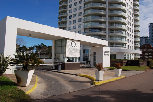 Imagen 2 de 24 de Ocena Drive Apartamento 1 Dormitorio Piscina Climatizada Departamento En Venta Ubicado En Roosevelt, Punta Del Este, Punta Del Este / Maldonado