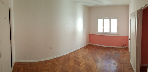 Imagen 14 de 30 de Piedras Al 1300 Y Av. Juan De Garay, San Telmo. Segundo Piso Por Escalera. 2 Ambientes. Superficie Total 80 M2. Super. Cubierta 42 M2. Terraza Anexable De 38 M2. Dormitorio Grande. Conexión Lavarropas