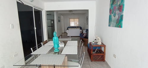 Imagen 8 de 12 de Re/max 2mil Vende Moderno Y Cómodo Townhouse En Urb. Lomas De Margarita - Isla De Margarita