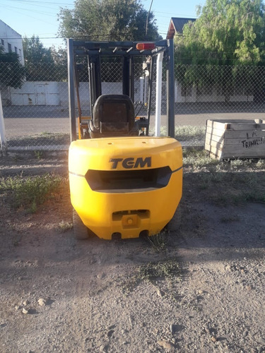 Autoelevador Tcm Fd20 Diesel