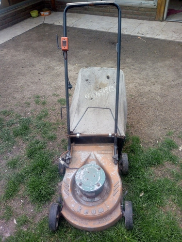 Máquina De Cortar Pasto Con Bolsa Tecolectora 0,5cv