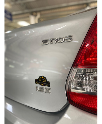 Toyota Etios 1.5 X SEDAN 16V FLEX 4P AUTOMÁTICO