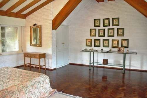Casa En Venta / 5 Dorm / Punta Del Este / Golf / At2 6380