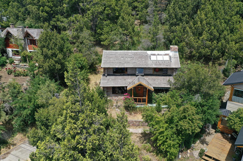 Casa En Barrio Melipal Ii- Vista Al Lago - Bariloche