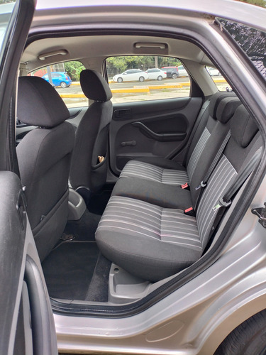 Ford Focus Sedan Ambiente At