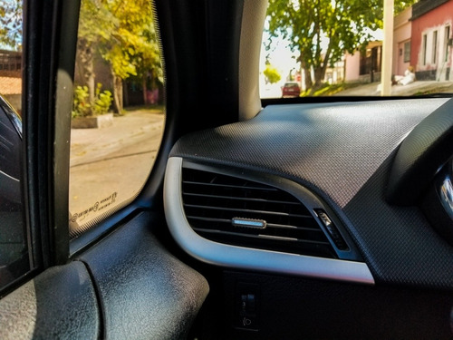 Peugeot 207 1.4 Active 75cv 2012