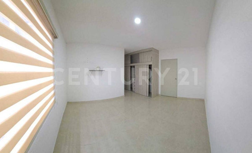 Casa En Renta Priv, Fontana