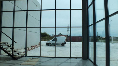 Imagen 7 de 21 de Galpón 1400 M2 Cubiertos En Maldonado (uruguay)