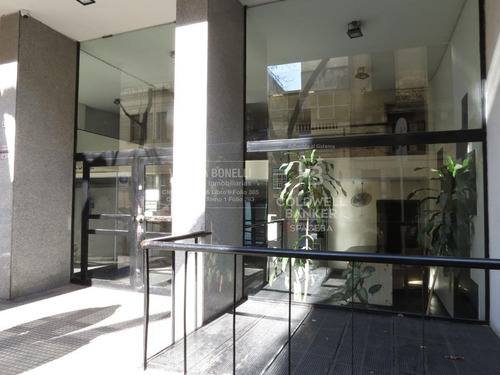 Imagen 1 de 30 de Oportunidad. Venta Departamento 2 Dormitorios - Barracas - Excelente Estado!