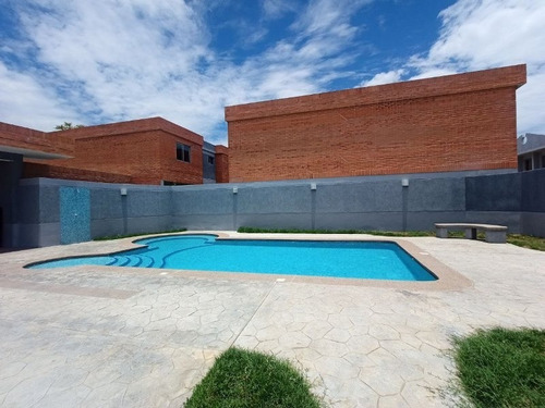 Imagen 7 de 9 de Bello Townhouse A Estrenar Conjunto Res,villas De Santa Cruz