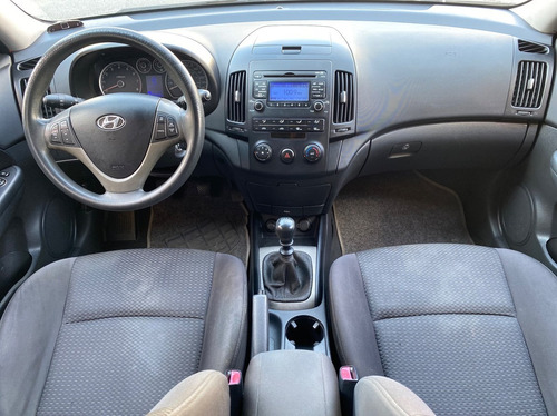 Imagem 7 de 9 de Hyundai I30 2.0 Mpi 16v 2010